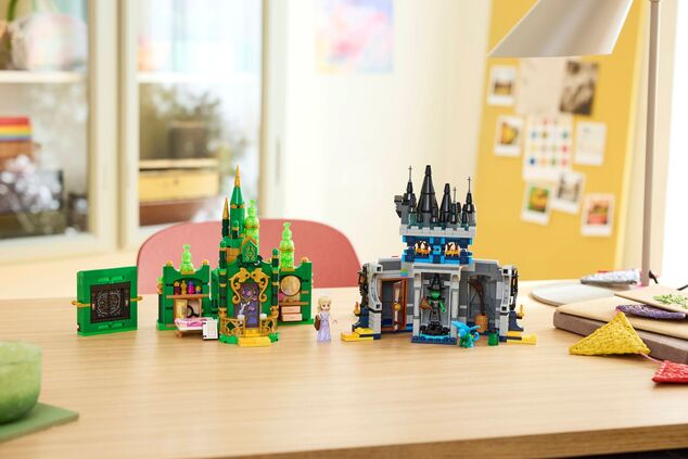 LEGO® Wicked 75689 Emerald City a zámok Kiamo Ko