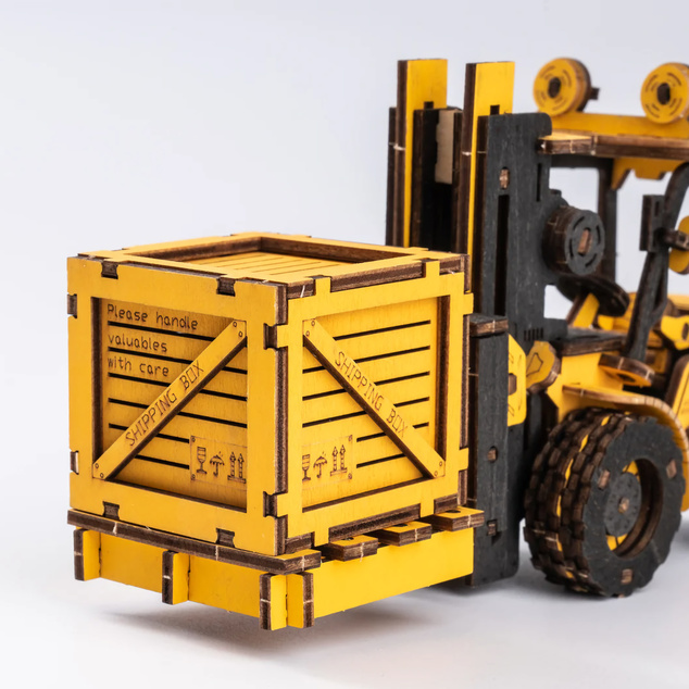 RoboTime puzzle 3D din lemn Stivuitor