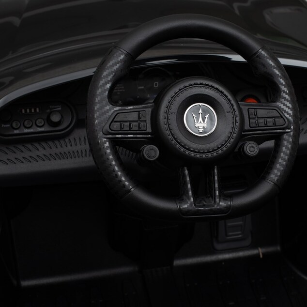 Elektrické autíčko Maserati GranTurismo Baby Mix čierne