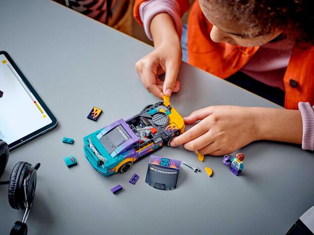 LEGO® Speed Champions 76935 NASCAR® Next Gen Chevrolet Camaro ZL1