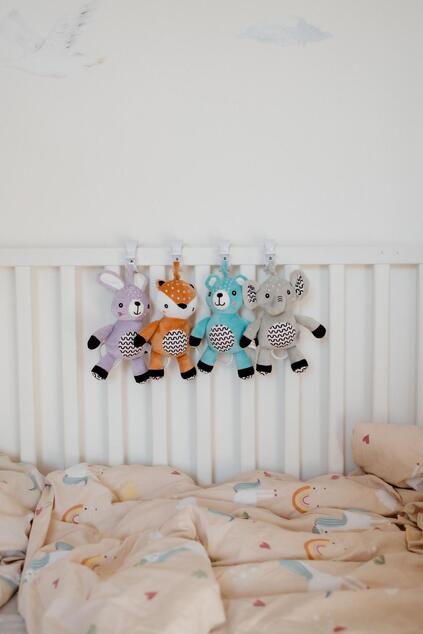 Slon babyted naťahovací plyš 30cm záves na postieľku/kočík
