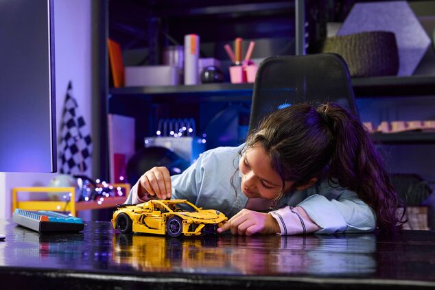 LEGO® Technic 42205 Chevrolet Corvette Stingray