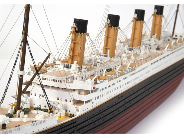 OCCRE Titanic 1:300 kit