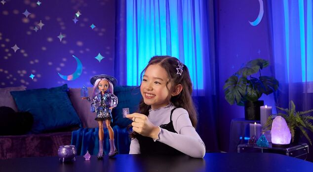 Mattel Monster High Moonspell Magic Layla Stone