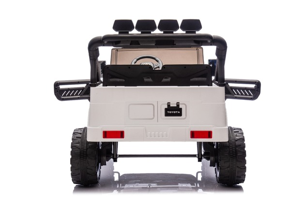 Elektrické autíčko Toyota FJ Cruiser XXL s pohonom 4x4, licencované (Dvojmiestne), biele,