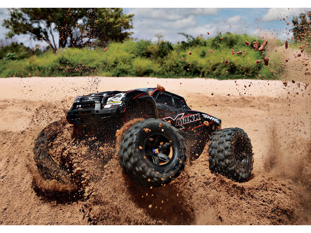 Traxxas X-Maxx 8S Belted 1:5 4WD RTR červený