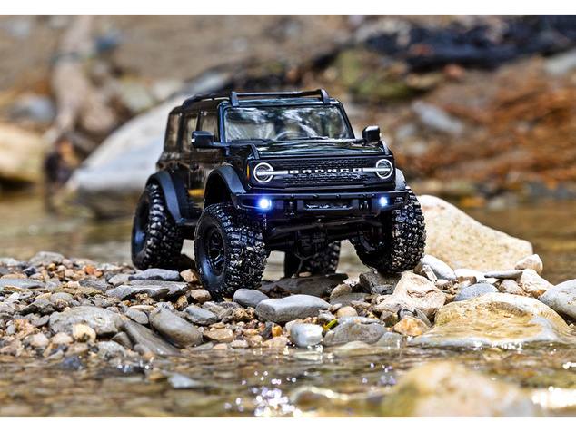 Traxxas TRX-4M Ford Bronco 2021 1:18 RTR biely