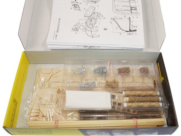 MAMOLI Hunter kuter 1:72 kit