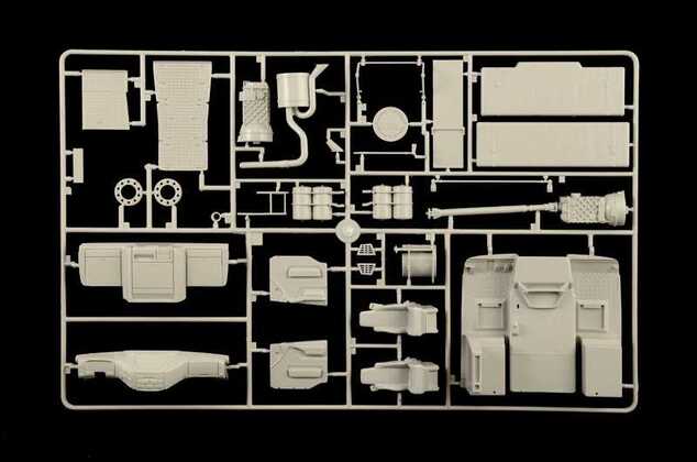 Maquette camion 93834 - DAF XF 95 Super Space Cab (1:24)