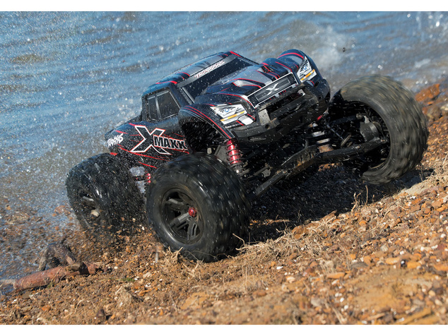 Traxxas X-Maxx 8S Belted 1:5 4WD RTR červený