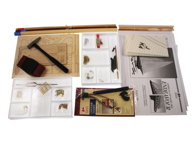 AMATI Endeavour plachetnica 1934 1:80 kit