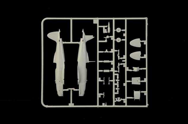 Model Kit letadlo 1439 - MC 202 Folgore (1:72)