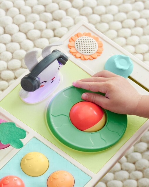 Skip Hop Hračka hudobná Farmstand Let the Beet Drop DJ Set 6m+