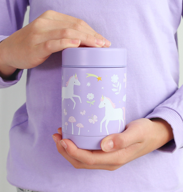 A Little Lovely Company – recipient alimentar izolat din oțel inoxidabil – unicorni și curcubeu