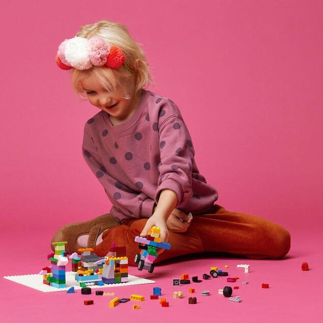 LEGO® Classic 11026 Biela podložka na stavanie