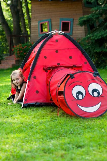 Detský stan Baby Mix Lienka s tunelom červený
