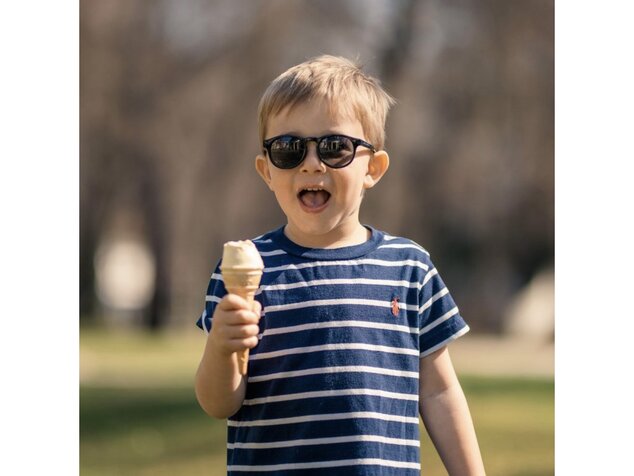 LITTLE KYDOO Sonnenbrille Bright Black UV 400, polarisiert 2-4 Jahre