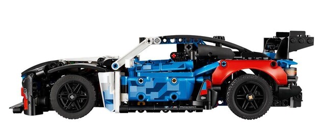 LEGO® Technic 42226 Mașină de curse BMW M4 GT3 EVO