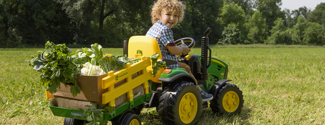 Peg-Pérego John Deere Ground Force s vlečkou 12V - 330W zelená