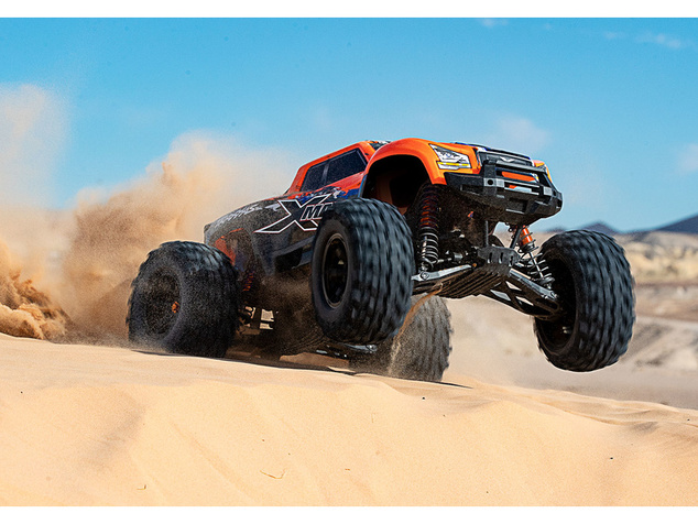 Traxxas X-Maxx 8S Belted 1:5 4WD RTR červený