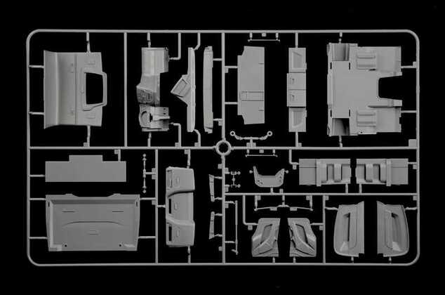 Modellbausatz LKW 3976 - Iveco S-Way Abarth (Show Truck) (1:24)