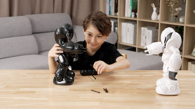 Robot Blast black od Silverlit