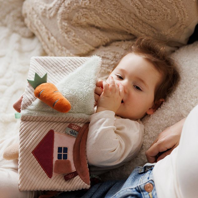 BABYONO Senzorična knjiga Rabbit Karo 0m+