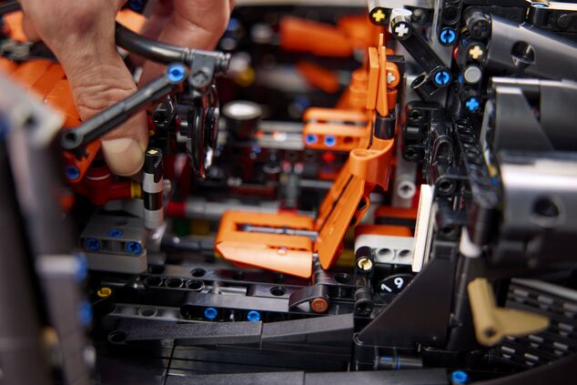LEGO® Technic 42232 Megacar Koenigsegg Sadair's Spear