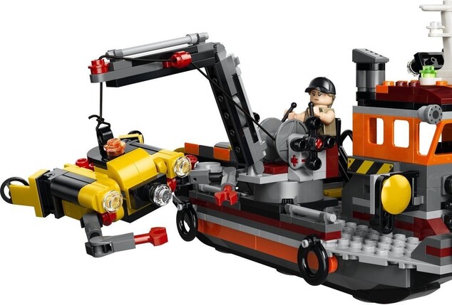 LEGO® Jurassic World 77983 Útok dinosaura mosasaura na loď