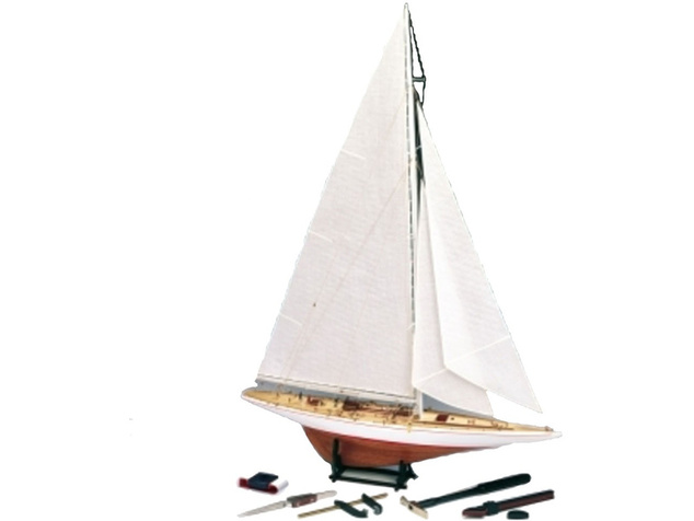 Komplet jadrnice AMATI Rainbow 1934 1:80 z dokončanim trupom