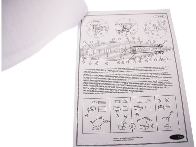 COREL America Yacht 1:155 kit