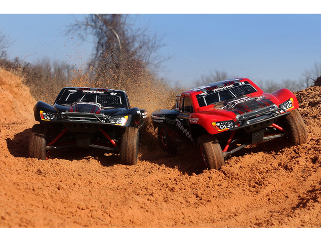 Traxxas Slash 1:16 RTR čierny