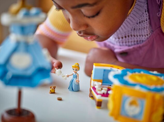 LEGO® Disney 43266 Cinderellas Kleid