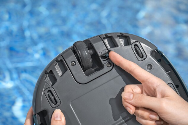 Bestway 58960 Bazénový robotický vysávač AquaTronix G150