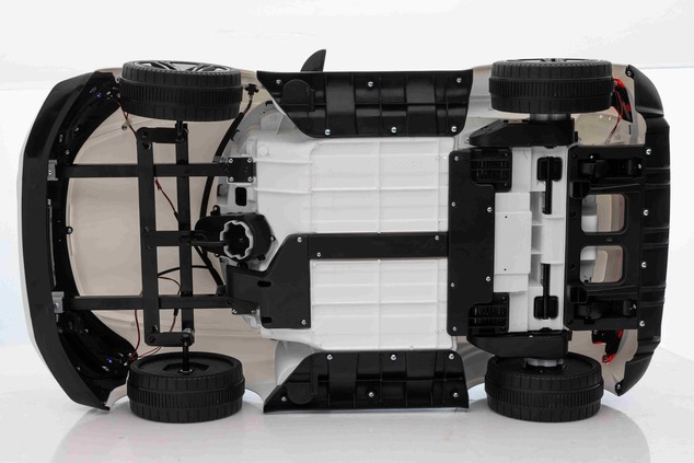 Elektrické autíčko Audi RS E-tron GT 12V, biele, široké jednomiestne sedadlo, 2,4 GHz diaľ