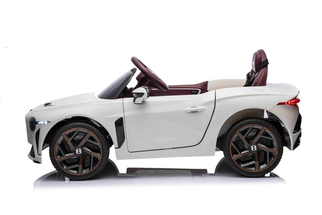 Elektrické autíčko Bentley Bacalar 12V, biele, Dvere otvárajúce sa nahor, 2.4 GHz diaľkové