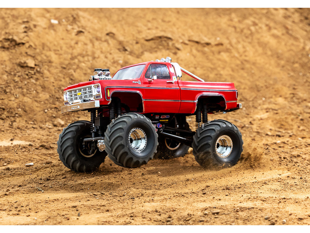 Traxxas TRX-4MT Chevrolet K10 1979 1:18 RTR červený