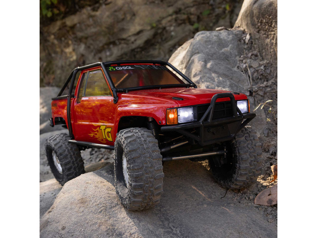 Axial SCX10 III Toyota SR5 1987 4WD RTR peščeni