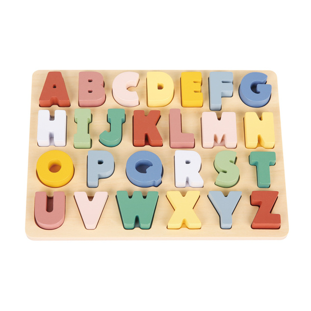 New Classic Toys Vkladacie drevené puzzle - farebná abeceda