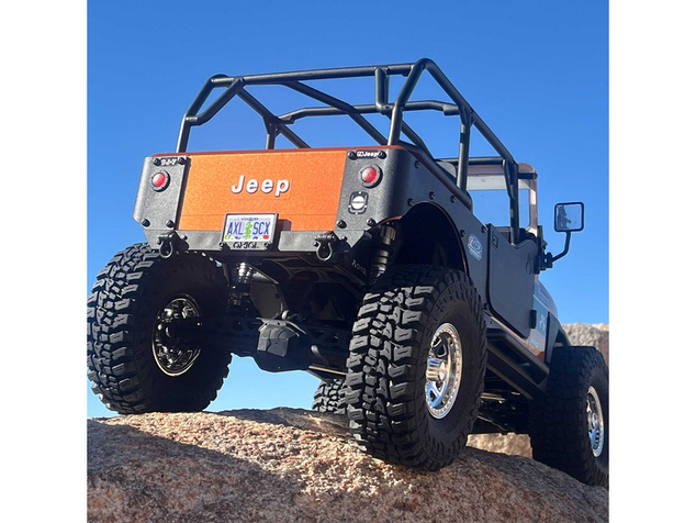 Axial SCX10 III Jeep CJ-7 1:10 4WD RTR červená