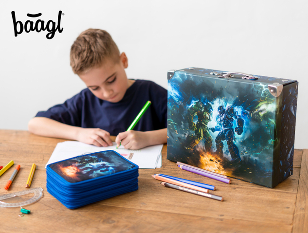 BAAGL Skladací školský kufrík Roboty s kovaním