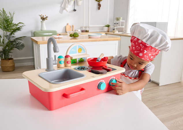 Hape Mini kuchynka pre malých šéfkuchárov