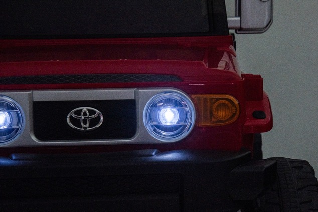 Elektrické autíčko Toyota FJ Cruiser XXL s pohonom 4x4, licencované (Dvojmiestne), červené
