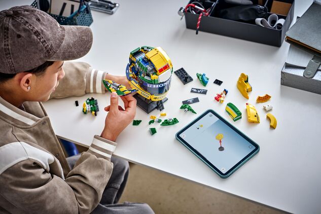 LEGO® Editions 43024 Helma Ayrton Senna