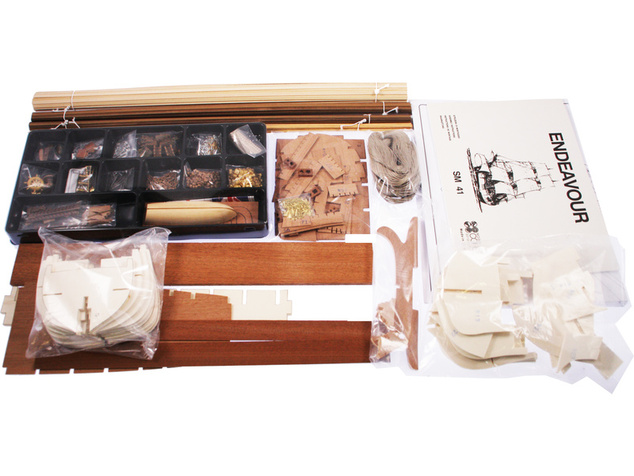 COREL Endeavour 1768 1:60 kit