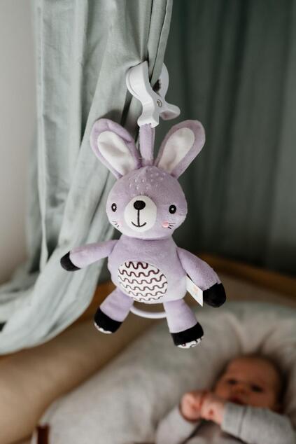 Zajačik babyted naťahovací plyš 30cm záves na postieľku/kočík