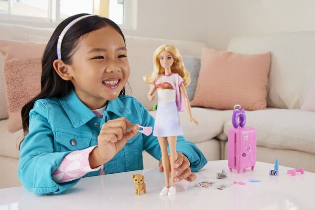 Mattel Barbie Bábika malibu na cestách