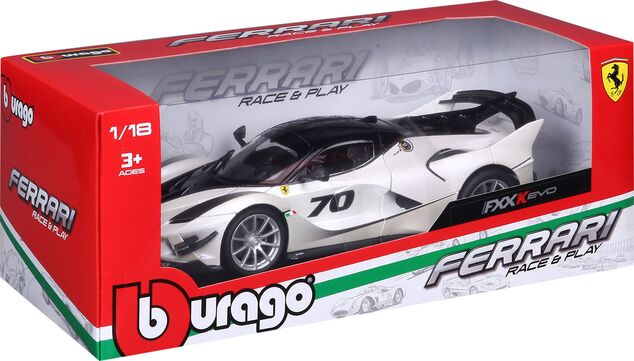 Bburago 1:18 Ferrari TOP FXX-K EVO Nr.70 (weiß/schwarz)