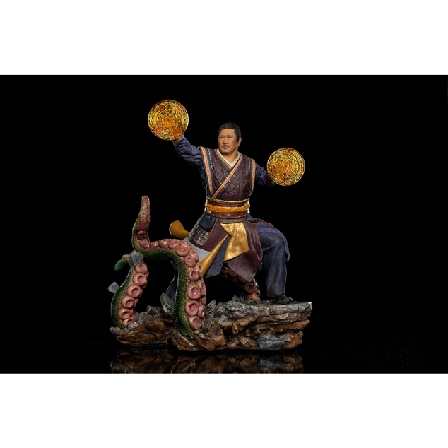 Iron Studios Doctor Strange az őrület multiverzumában - Wong szobor BDS Art Scale 1/10