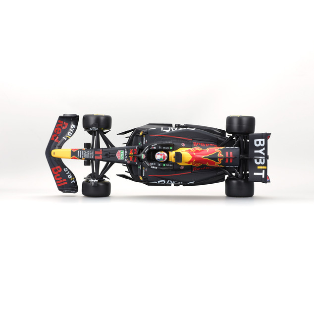 Bburago 1:24 Formula F1 Oracle Red Bull Racing RB18(2022) nr.11 Sergio Pérez with driver